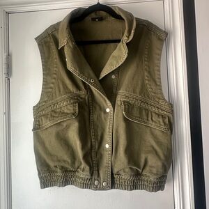 VICI Olive Utility Vest – Size M/L